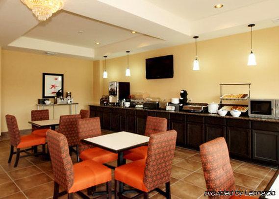Comfort Inn & Suites Near Bethel College Newton Ristorante foto