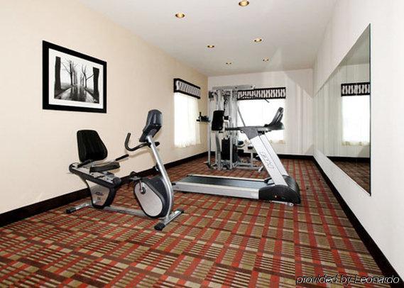 Comfort Inn & Suites Near Bethel College Newton Servizi foto